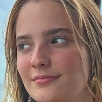 Isa Milan Nøgen