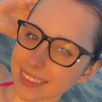 itsofficialjulina Nøgen