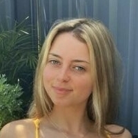 Izzie Moy Nøgen
