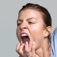 Janelle Ginestra Nøgen