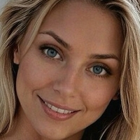 Jessica Gustaffson Nøgen