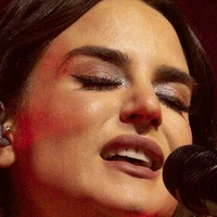 Jojo Joanna Levesque Nøgen