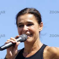 Jule Neigel Nøgen
