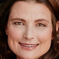 Julia Urban Nøgen
