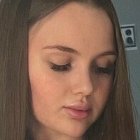 juliagrander Nøgen