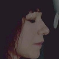 Julienne Hanzelka Kim Nøgen