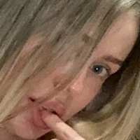 Kamilla Soles Nøgen