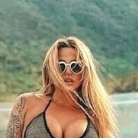 Karenina Rose Nøgen