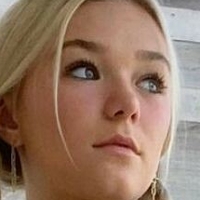 Katie Sigm Nøgen