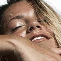 Kinsey Golden Nøgen