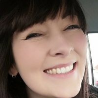 Kirsty Nøgen