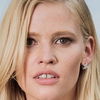 Lara Stone Nøgen