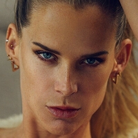 Laura Sneijders Nøgen