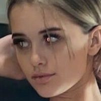 lillieskyxo Nøgen