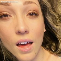 lilylabeau Nøgen