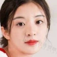 Lin Yuxi Nøgen