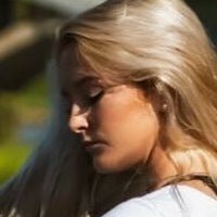 lindseyblakr Nøgen