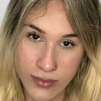 Lindy Velame Nøgen