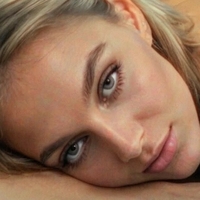 Lizzie Gunderson Nøgen