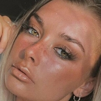 Lucy Cartlidge Nøgen