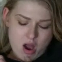 Lucy Heart Nøgen