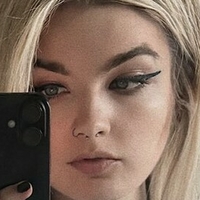 luuucy813 Nøgen