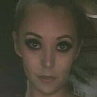 Lydia Hewitt Lee Nøgen