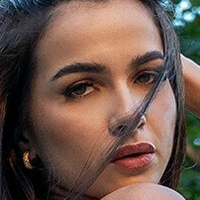 Maduh Andrade Nøgen