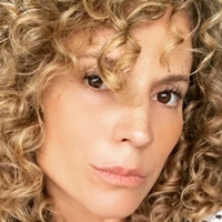 Maira Charken Nøgen