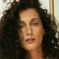 Maya Mani Nøgen