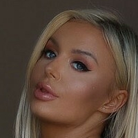 Meg Marie Nøgen