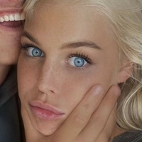 Melisande.mlnk Nøgen