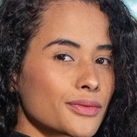 Mia Nix Nøgen
