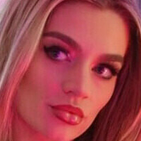 Mikenna Nøgen