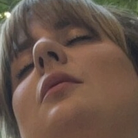 Mila May Nøgen