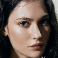 Milana Mikhailus Nøgen