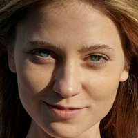 Molli Nøgen