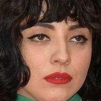 Mon Laferte Nøgen