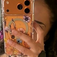 Nadia Estelle Nøgen