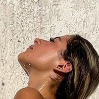 Nathalia Valente Nøgen