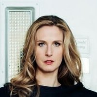 Nathalie Schott Nøgen