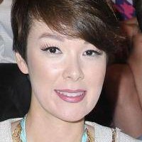 Nela Lee Nøgen