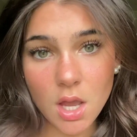 Oliviarwoods Nøgen