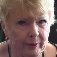 Pat Priest Nøgen