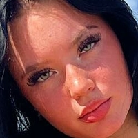 Peyton Sama Nøgen