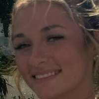 Peytyn Oliver Nøgen