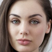 Poppy Corby-Tuech Nøgen