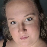 Rachel Lewis Nøgen