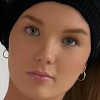 Reese Johnson Nøgen
