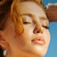 Renata Valliulina Nøgen